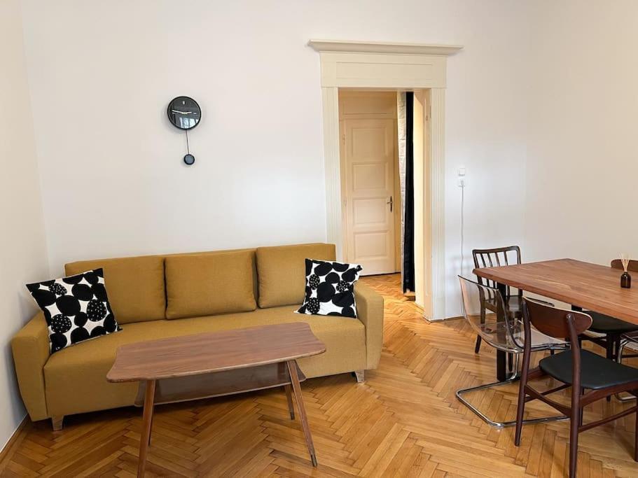 Authentic Buda Home Budapest Exterior foto
